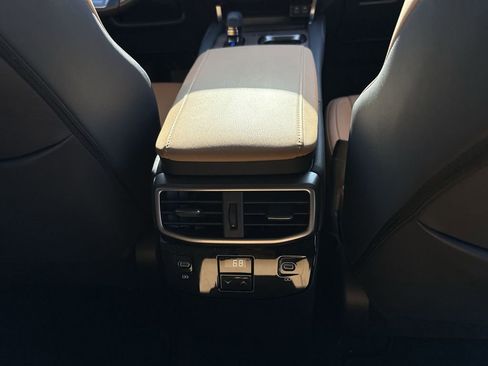 Used 2025 Lexus RX 350 Premium w/ Accessory Package (Z1) image 18