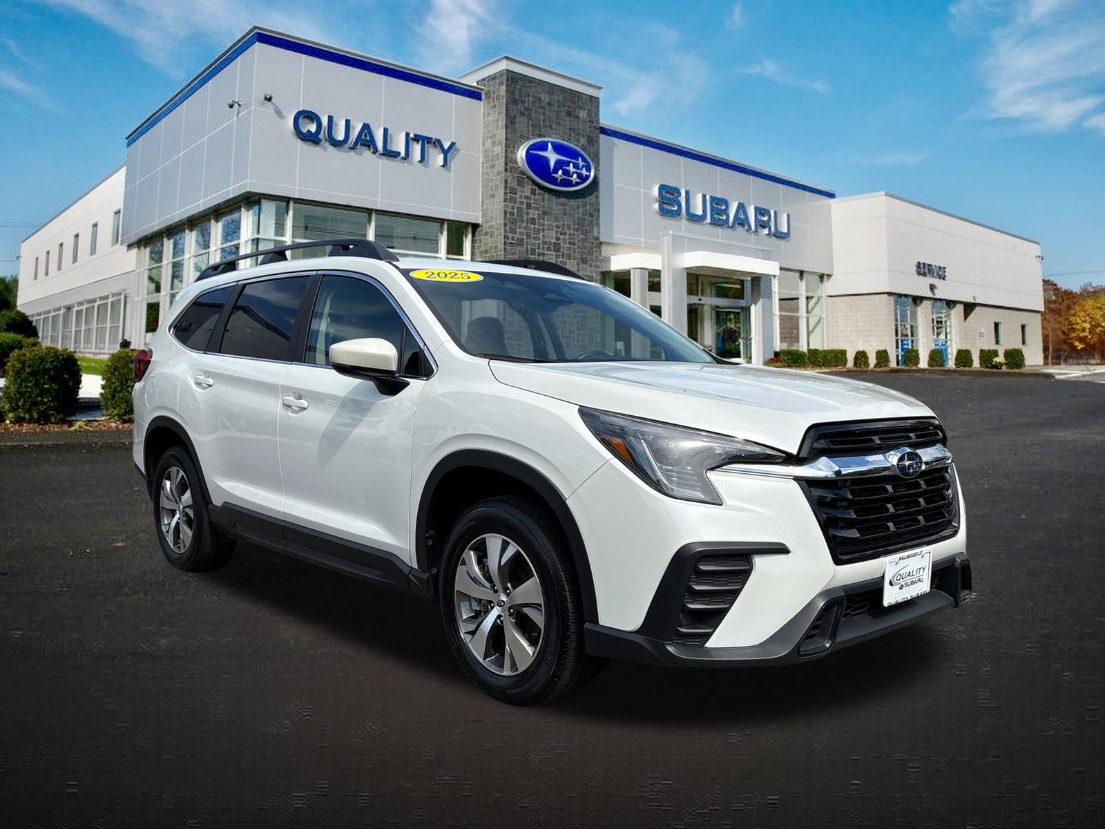 Used 2025 Subaru Ascent Premium AWD/4WD image 5