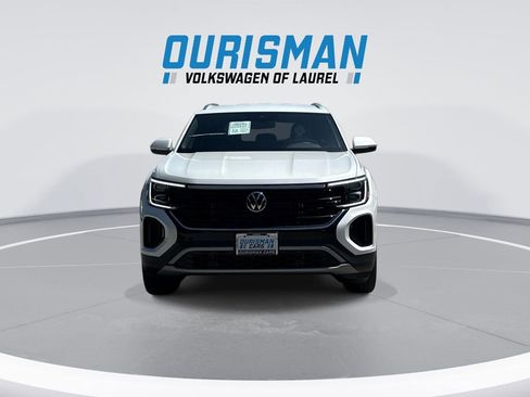 New 2026 Volkswagen Atlas Cross Sport SE image 3