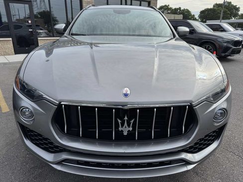 Used 2019 Maserati Levante AWD/4WD image 2