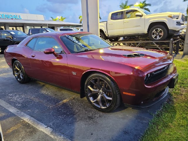 Used 2018 Dodge Challenger R/T w/ Sound Group RWD image 2