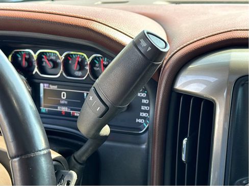 Used 2016 Chevrolet Silverado 2500 High Country w/ Duramax Plus Package AWD/4WD image 21