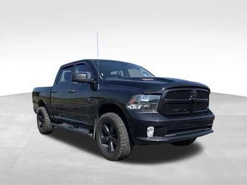 Used 2018 RAM 1500 Express w/ Wheel & Sound Group AWD/4WD image 3