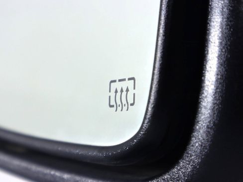 Used 2017 RAM 2500 SLT w/ Luxury Group AWD/4WD image 27