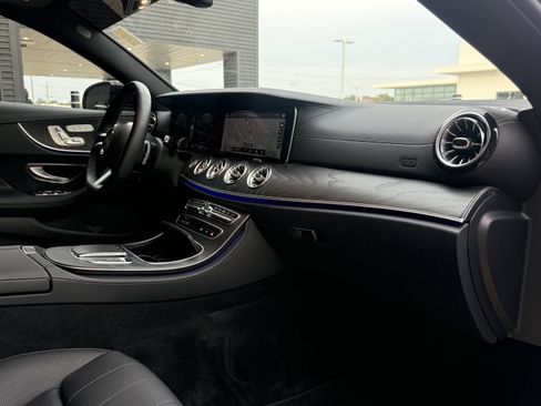 Used 2023 Mercedes-Benz E 450 Coupe image 36