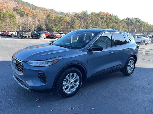 Certified 2024 Ford Escape Active w/ Tech Pack #1 image 2