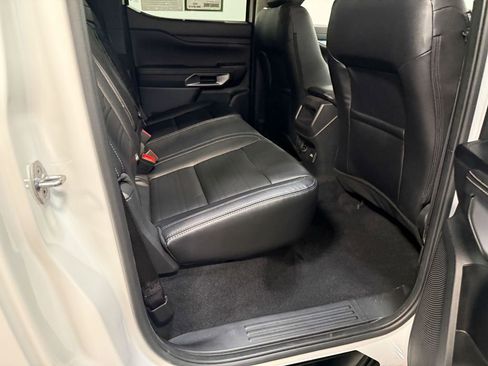 Used 2025 Ford Ranger Lariat w/ Advanced Towing Package image 67