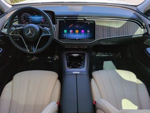 Used 2025 Mercedes-Benz E 350 Sedan image 14