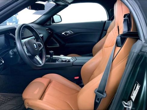 Used 2025 BMW Z4 M40i w/ Edition image 11