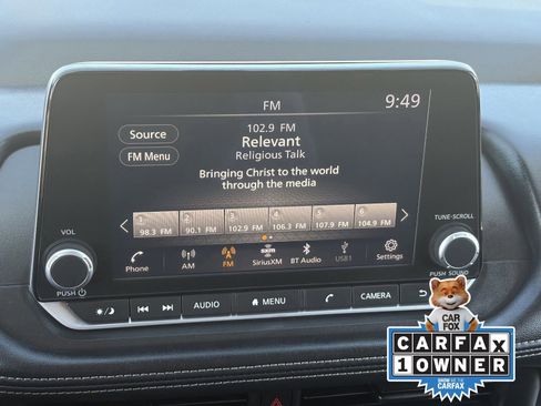 Used 2024 Nissan Rogue S image 27