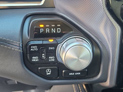 Used 2021 RAM 1500 Limited AWD/4WD image 25