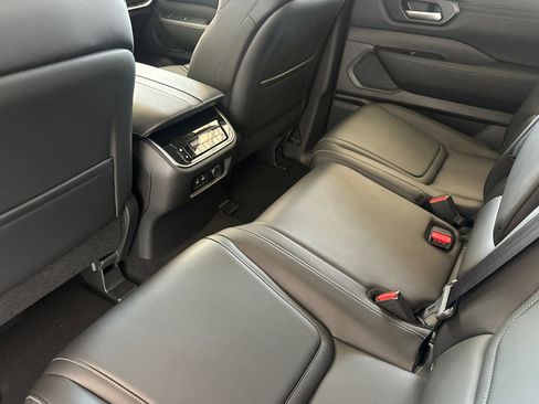 New 2026 Nissan Armada SV image 12