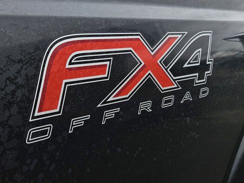 Used 2012 Ford F250 XLT w/ FX4 Off Road Pkg image 8