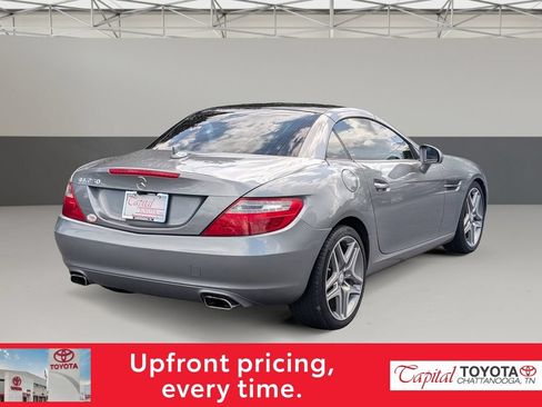 Used 2013 Mercedes-Benz SLK 250 image 7