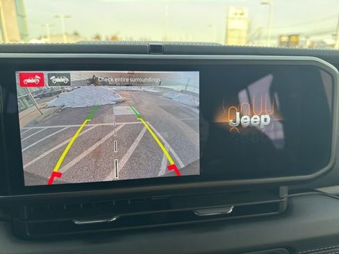 Used 2024 Jeep Wrangler Unlimited Rubicon 392 image 15