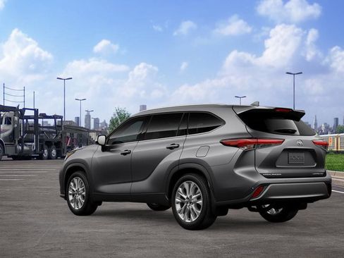 New 2026 Toyota Highlander Limited image 6