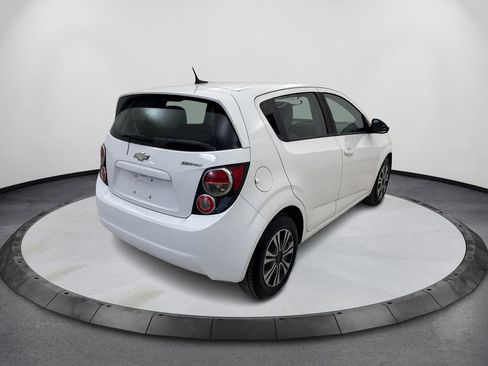 Used 2014 Chevrolet Sonic LS image 5