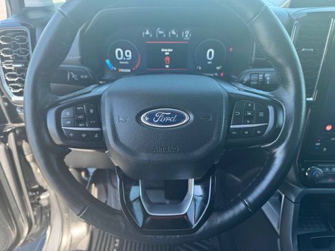 Used 2024 Ford Ranger Lariat w/ FX4 Off-Road Package AWD/4WD image 18