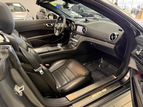 Used 2013 Mercedes-Benz SL 63 AMG image 27
