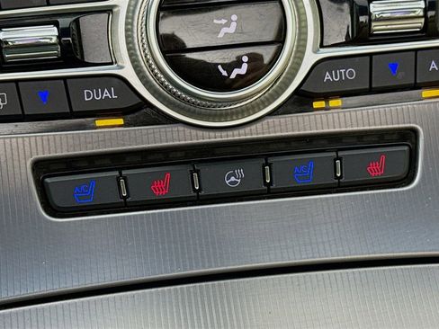 Used 2020 Lincoln MKZ Reserve w/ Luxury Package image 22