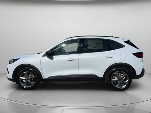 New 2026 Ford Escape ST-Line w/ Tech Pack #1 FWD image 17