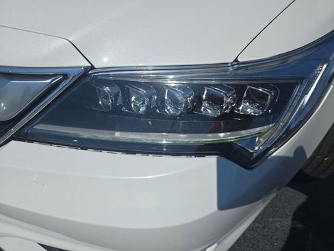 Used 2018 Acura ILX FWD image 32