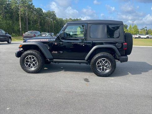 Certified 2025 Jeep Wrangler Rubicon AWD/4WD image 5