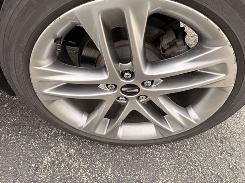 Used 2019 Lincoln MKC Reserve w/ MKC Climate Package image 2