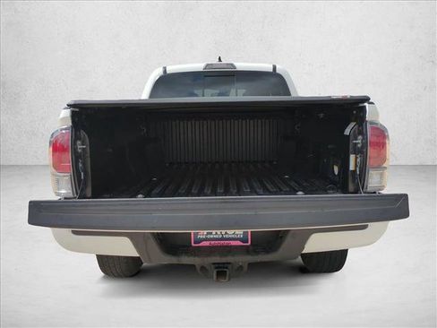 Used 2021 Toyota Tacoma TRD Sport w/ Technology Package RWD image 6