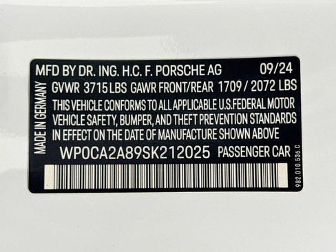 Certified 2025 Porsche 718 Boxster RWD image 30