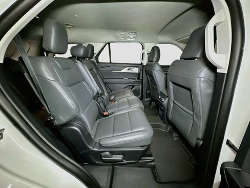 New 2026 Ford Explorer Active w/ Active Comfort Package AWD/4WD image 33