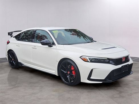 Certified 2023 Honda Civic Type R image 18