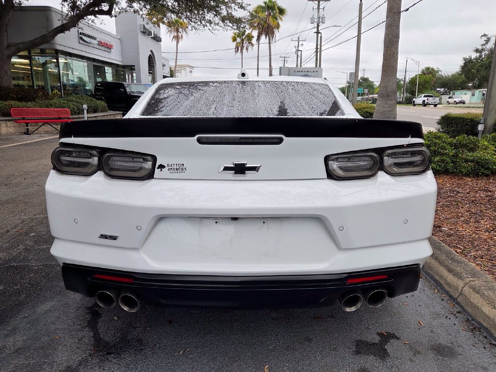 Used 2020 Chevrolet Camaro SS RWD image 6