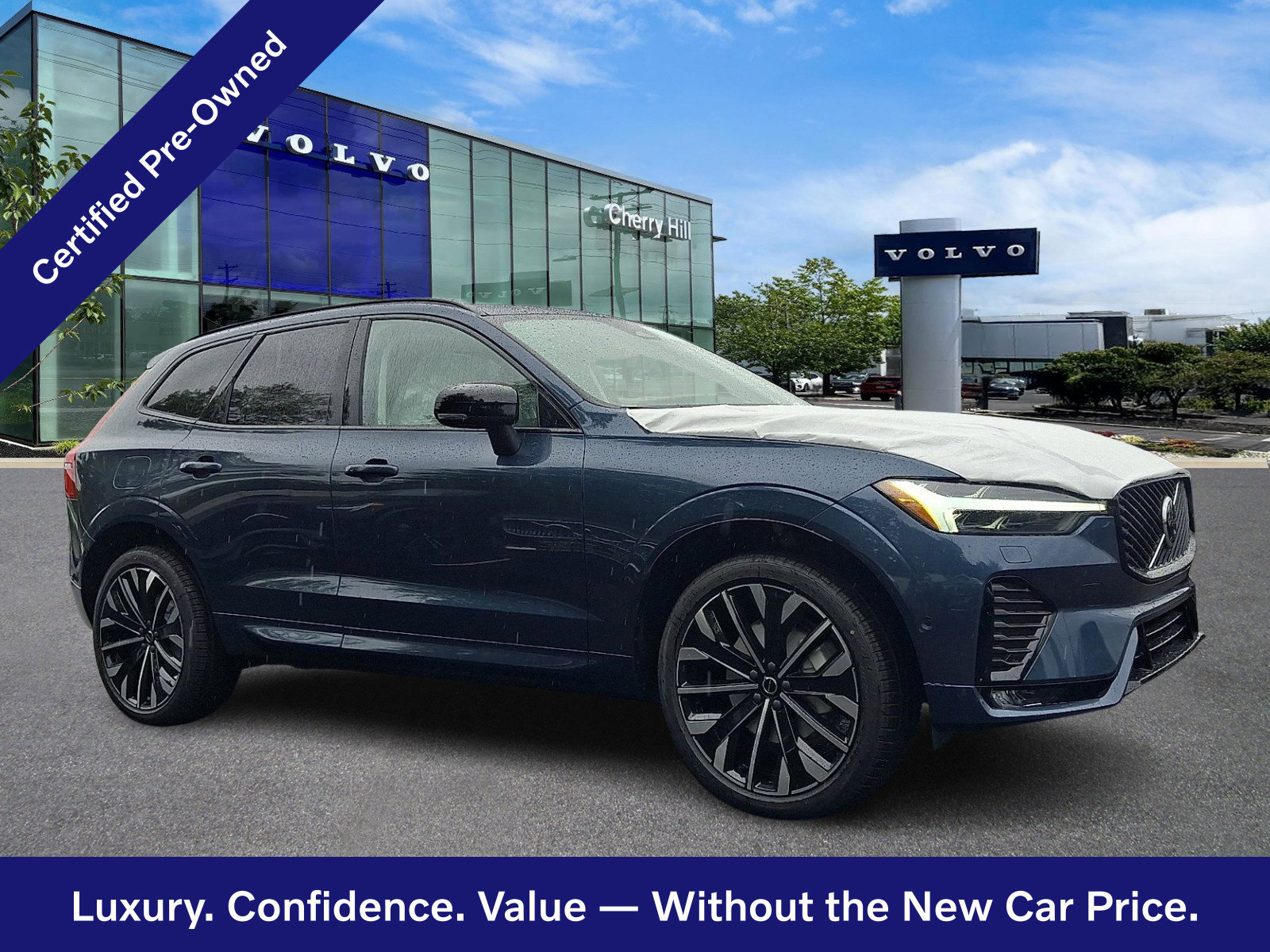 Used 2026 Volvo XC60 B5 Ultra w/ Protection Package Premier AWD/4WD image 1