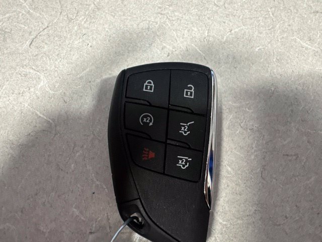 Used 2023 GMC Yukon XL SLT AWD/4WD image 28