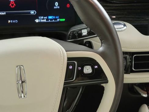 Used 2022 Lincoln Aviator Black Label Grand Touring AWD/4WD image 29