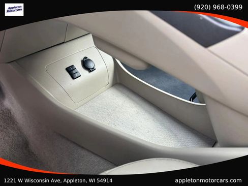 Used 2011 Toyota Prius Four FWD image 17