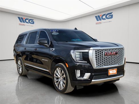 Used 2024 GMC Yukon XL Denali w/ Denali Reserve Package image 2