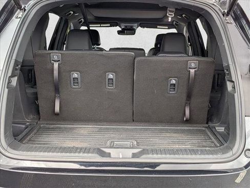 Used 2025 Honda Pilot Black Edition image 6