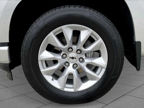 Used 2022 Chevrolet Silverado 1500 Custom RWD image 10