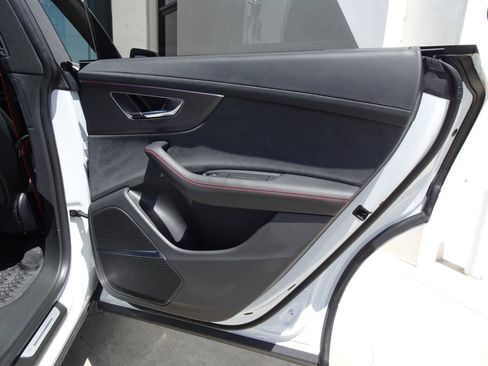 Used 2024 Audi RS Q8 AWD/4WD image 17