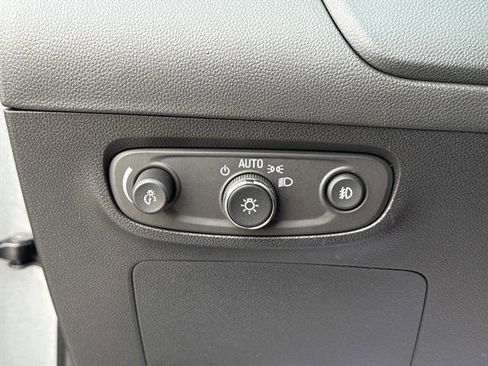 Used 2023 Buick Encore GX Select w/ Sport Touring Package image 26