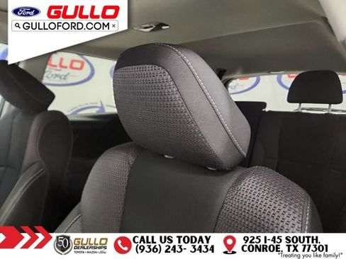 Used 2022 Subaru Outback Premium image 18