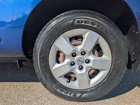 Used 2011 Nissan Rogue S image 26