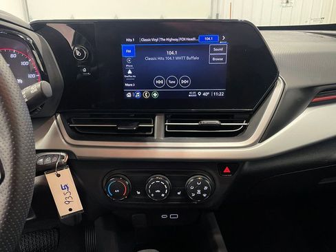 Used 2024 Chevrolet Trax RS w/ Driver Confidence Package FWD image 29