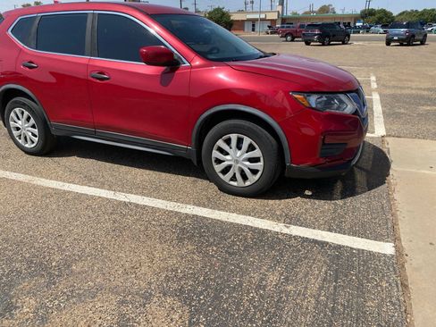 Used 2017 Nissan Rogue S AWD/4WD image 23