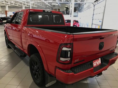 Used 2021 RAM 2500 Laramie w/ Night Edition AWD/4WD image 3