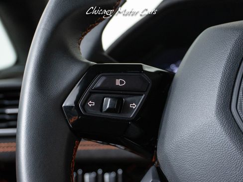 Used 2023 Lamborghini Huracan Tecnica image 27