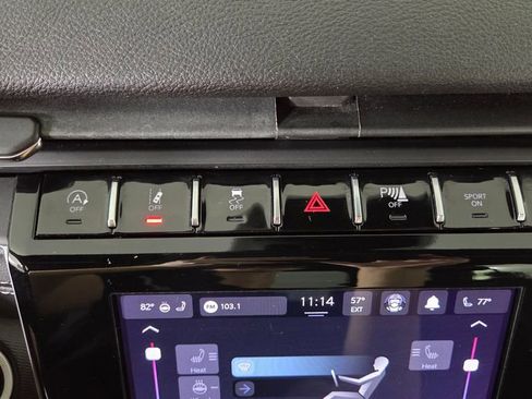 Used 2023 Jeep Grand Cherokee Altitude image 27