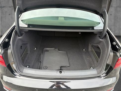 Used 2019 Audi S4 Prestige w/ Prestige Package image 13